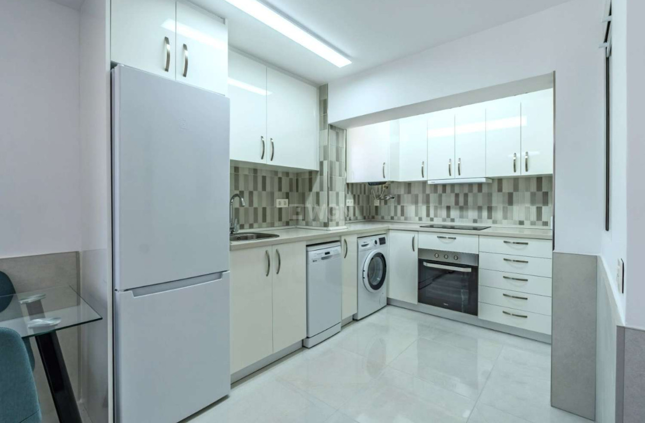 Resale - Bungalow - Torrevieja - Costa Blanca