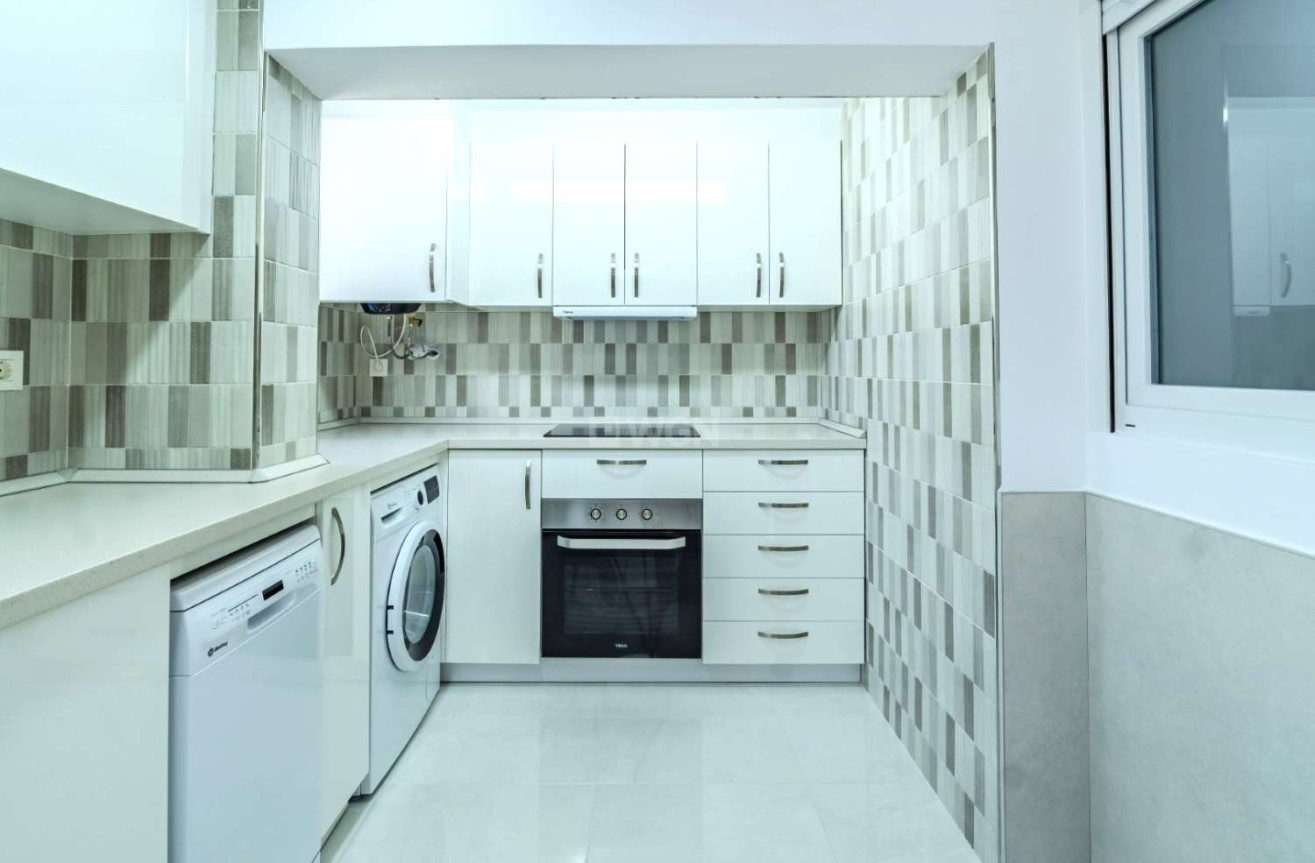 Resale - Bungalow - Torrevieja - Costa Blanca