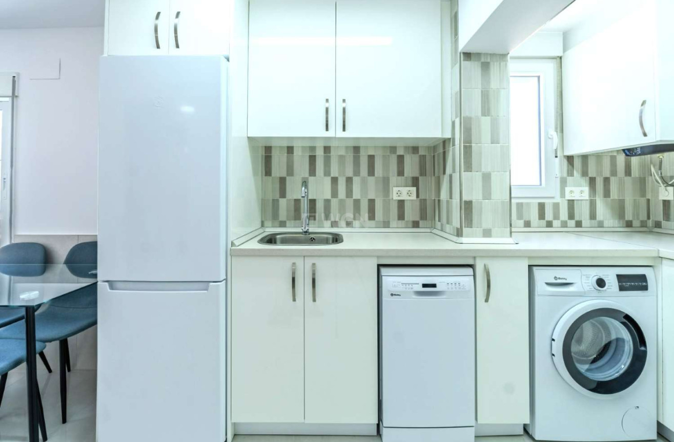 Resale - Bungalow - Torrevieja - Costa Blanca