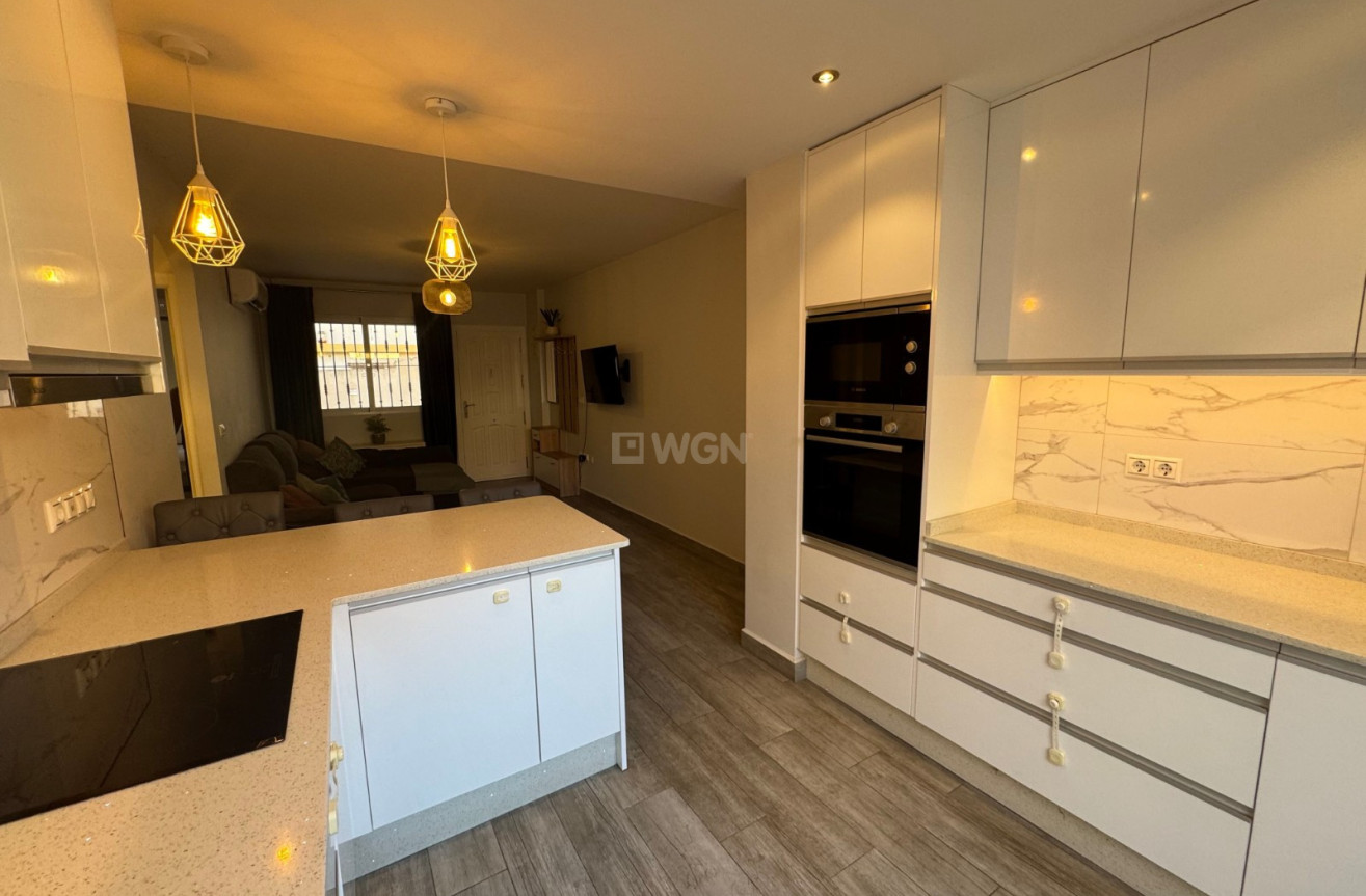 Resale - Apartment / flat - La Zenia - Costa Blanca