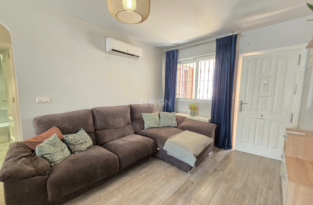 Resale - Apartment / flat - Orihuela Costa - Costa Blanca