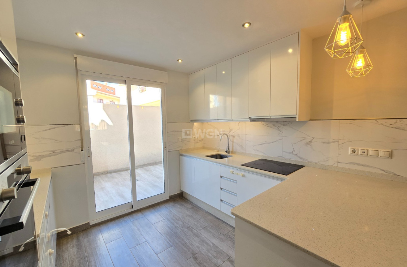 Resale - Apartment / flat - Orihuela Costa - Costa Blanca