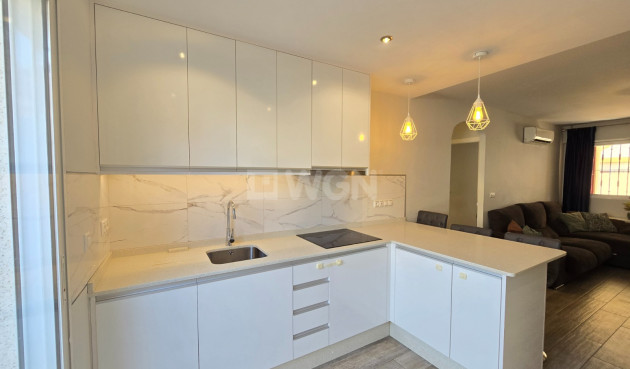 Resale - Apartment / flat - Orihuela Costa - Costa Blanca