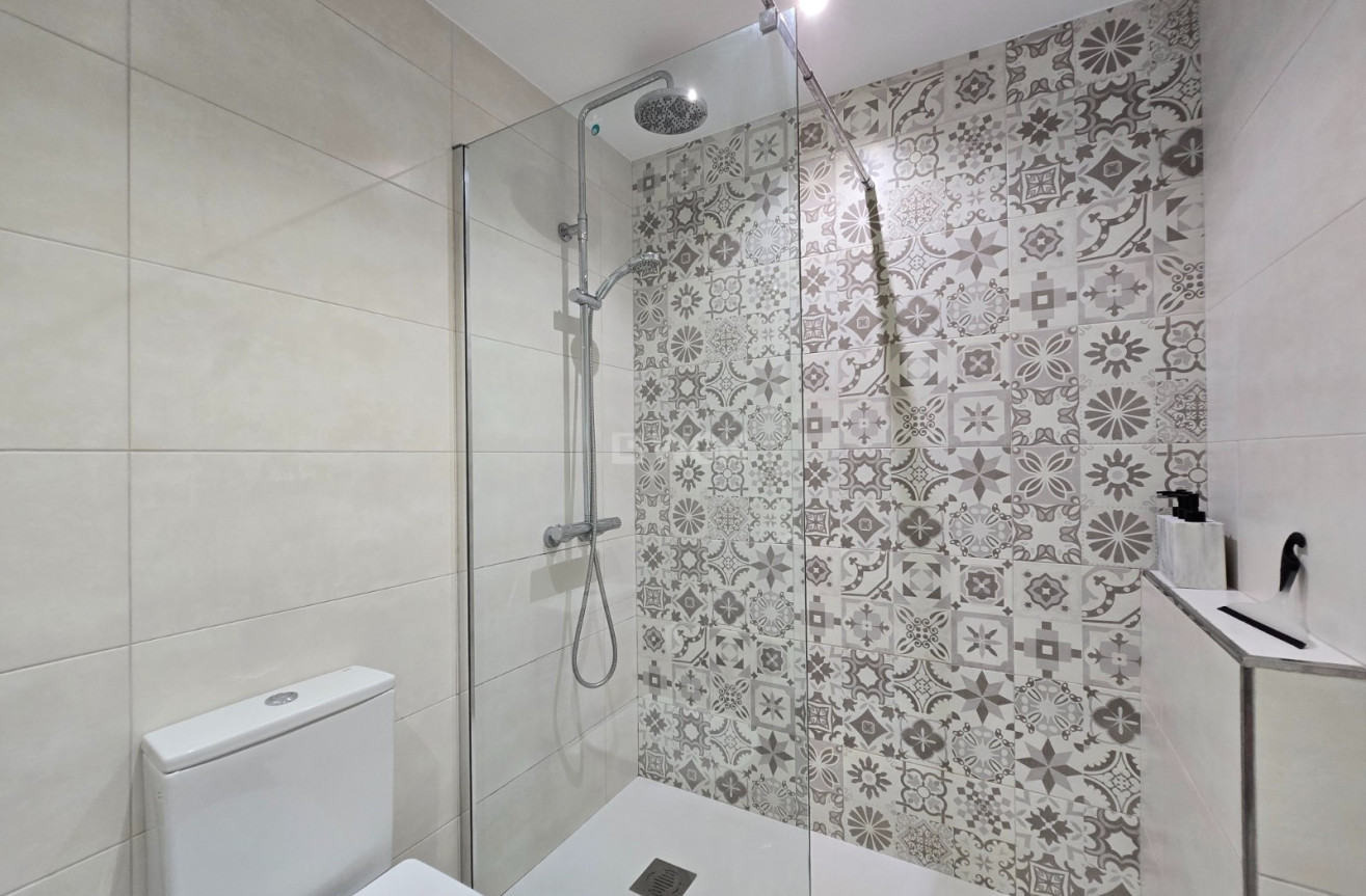 Resale - Apartment / flat - Orihuela Costa - Costa Blanca