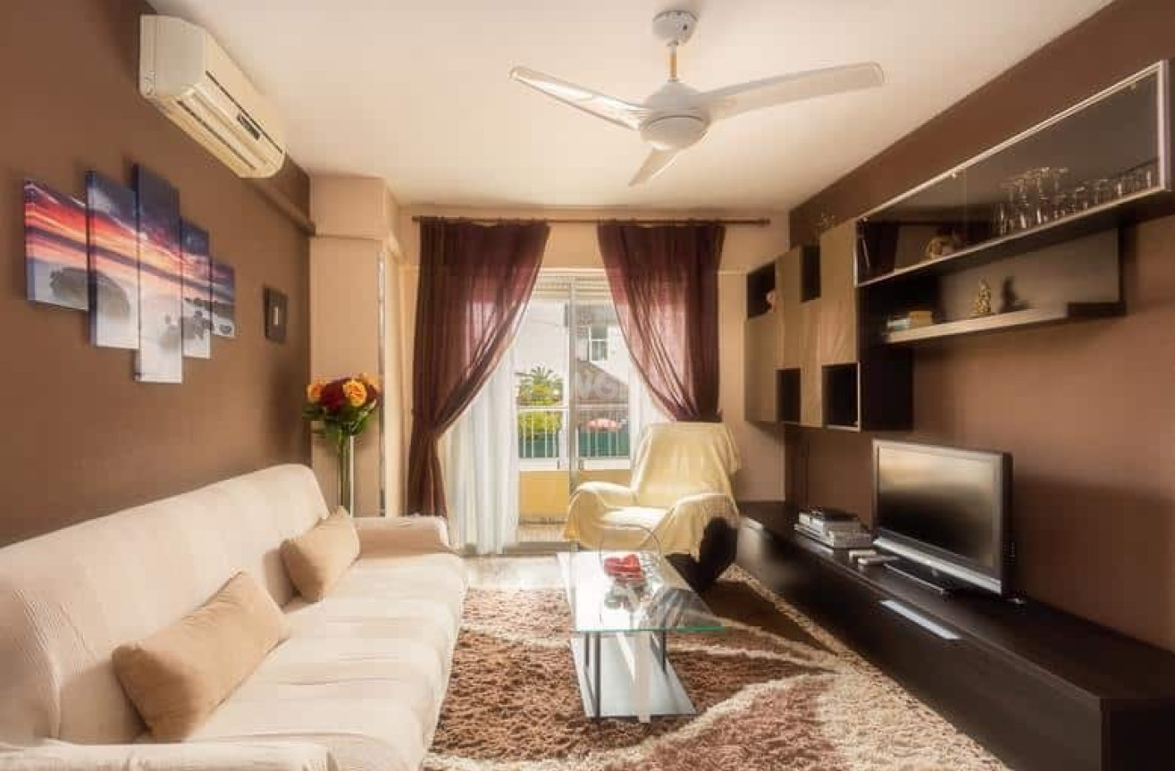 Resale - Apartment / flat - Punta Prima - Costa Blanca