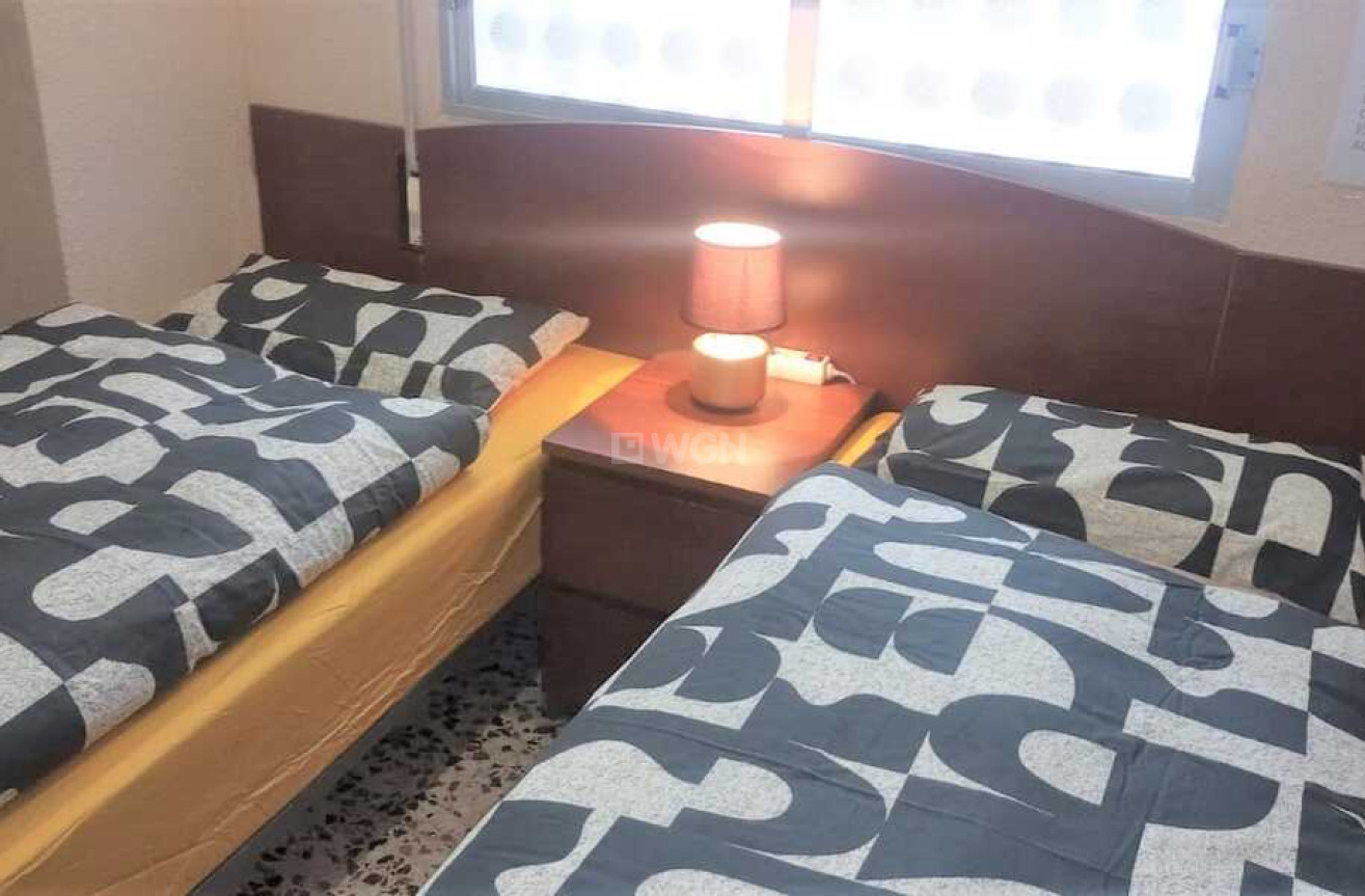 Resale - Apartment / flat - Punta Prima - Costa Blanca