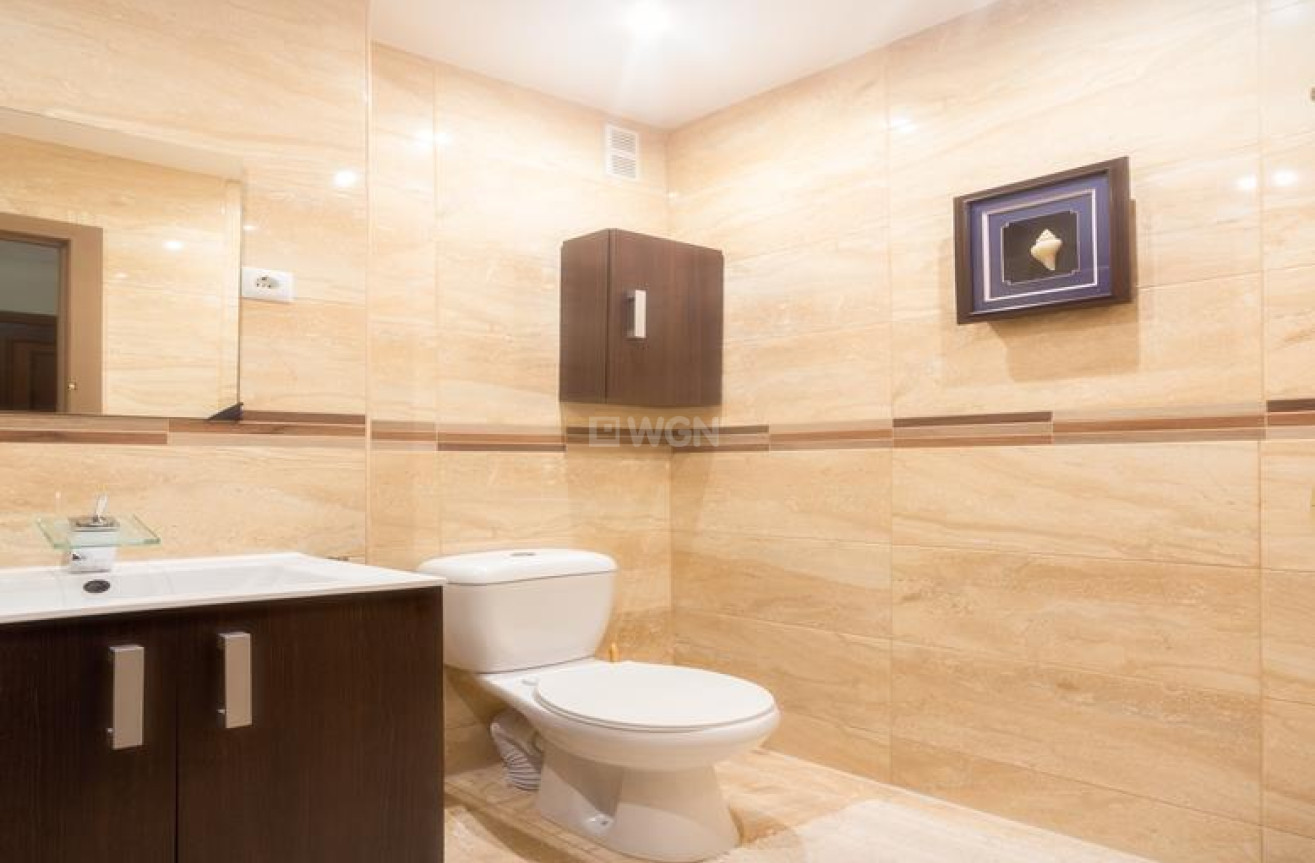 Resale - Apartment / flat - Punta Prima - Costa Blanca