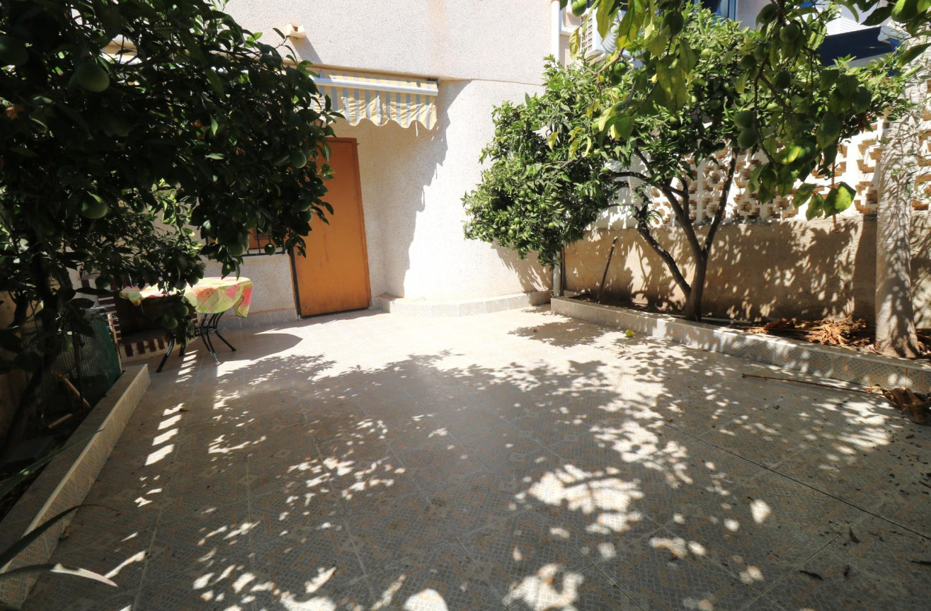 Odsprzedaż - Kamienica - Torrevieja - El Acequión - Los Náufragos