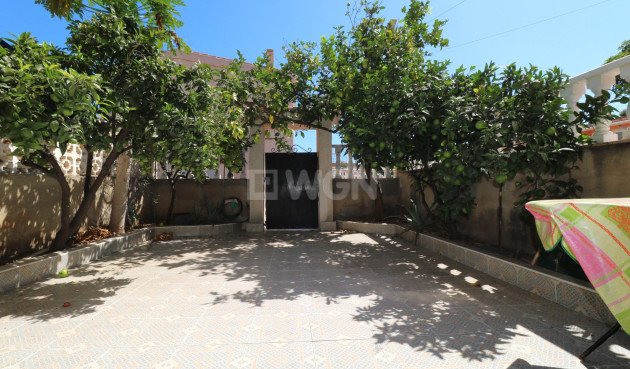 Odsprzedaż - Kamienica - Torrevieja - El Acequión - Los Náufragos