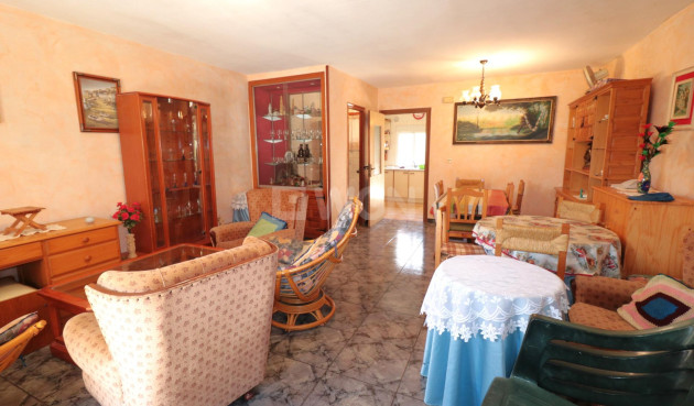 Odsprzedaż - Kamienica - Torrevieja - El Acequión - Los Náufragos