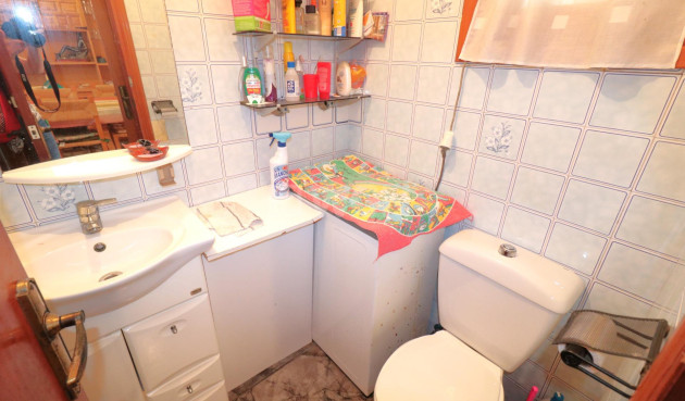 Odsprzedaż - Kamienica - Torrevieja - El Acequión - Los Náufragos