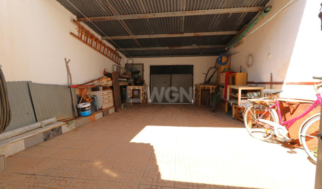 Odsprzedaż - Kamienica - Torrevieja - El Acequión - Los Náufragos