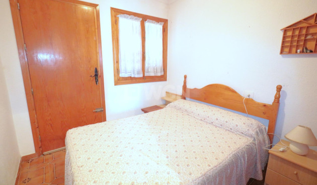 Odsprzedaż - Kamienica - Torrevieja - El Acequión - Los Náufragos