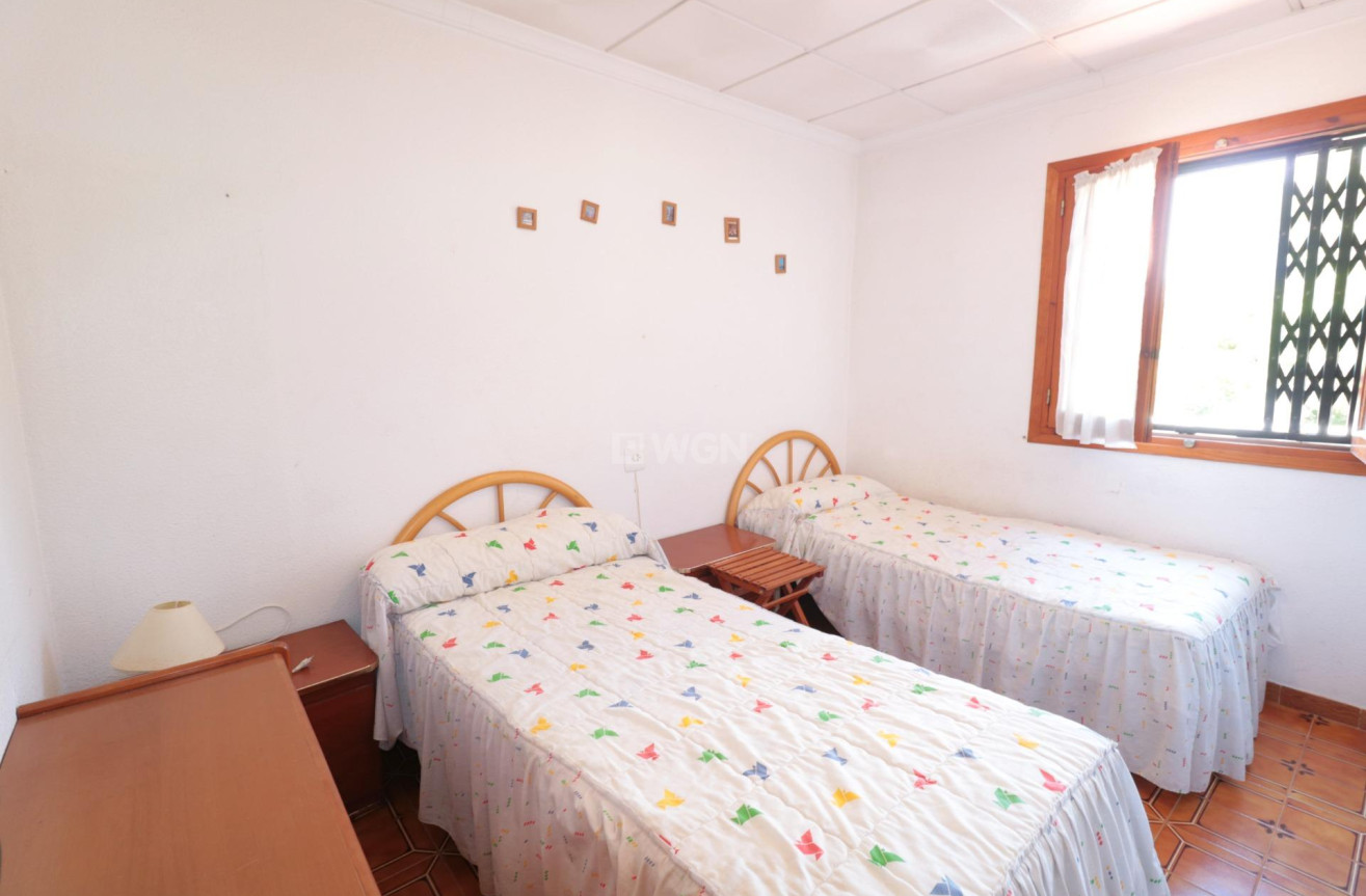 Odsprzedaż - Kamienica - Torrevieja - El Acequión - Los Náufragos