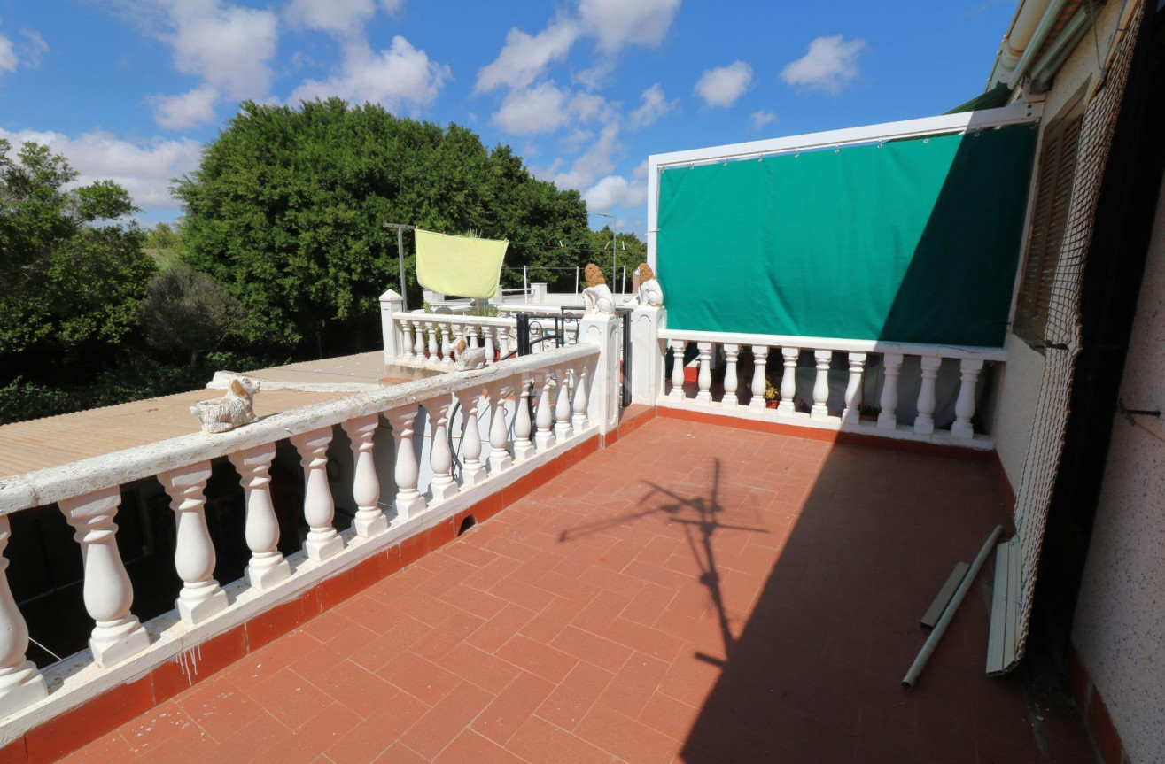 Odsprzedaż - Kamienica - Torrevieja - El Acequión - Los Náufragos