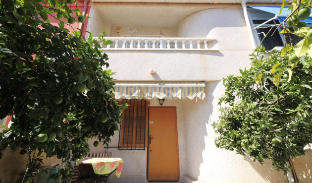 Odsprzedaż - Kamienica - Torrevieja - El Acequión - Los Náufragos