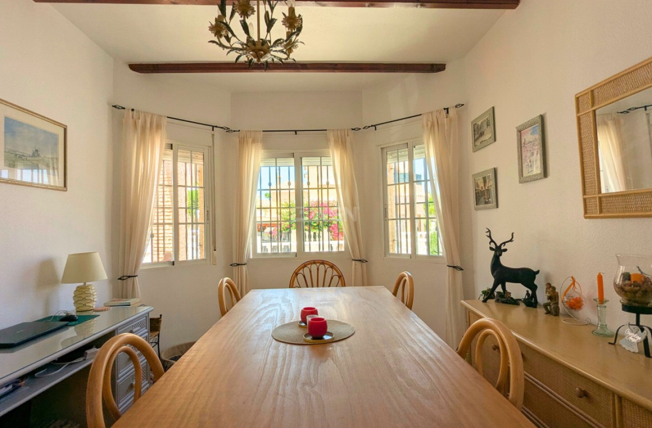 Wiederverkauf - Villa - Lo Crispin - Inland