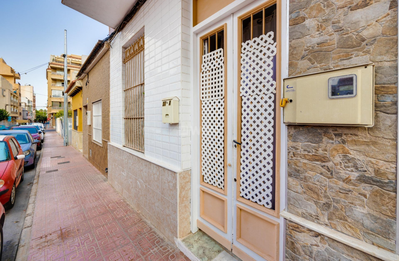 Reventa - Apartamento / piso - Torrevieja - Centro