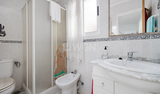 Reventa - Apartamento / piso - Torrevieja - Centro