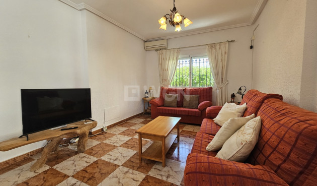 Odsprzedaż - Villa - Cabo Roig - Costa Blanca