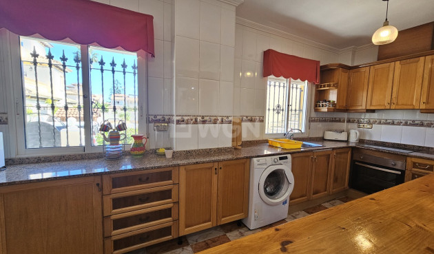 Odsprzedaż - Villa - Cabo Roig - Costa Blanca