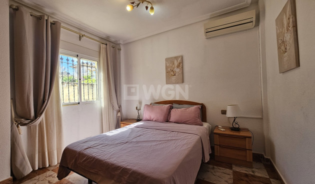 Odsprzedaż - Villa - Cabo Roig - Costa Blanca