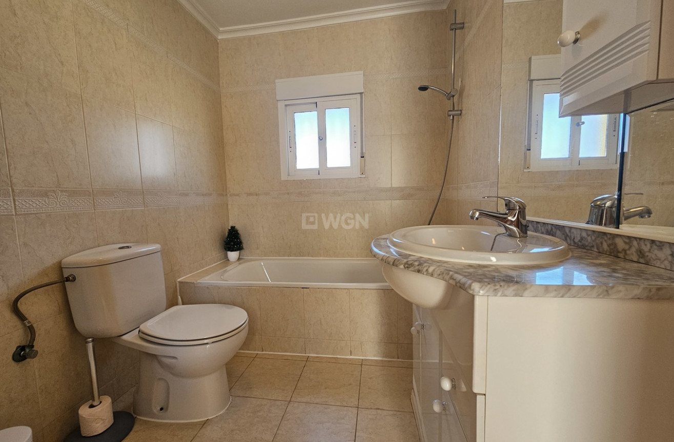 Odsprzedaż - Villa - Cabo Roig - Costa Blanca