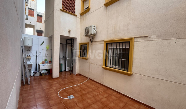 Reventa - Apartamento / piso - Orihuela - Inland