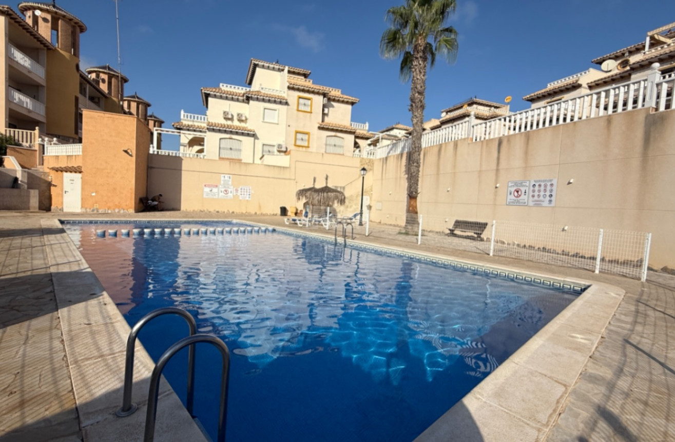 Reventa - Apartamento / piso - Orihuela - Inland
