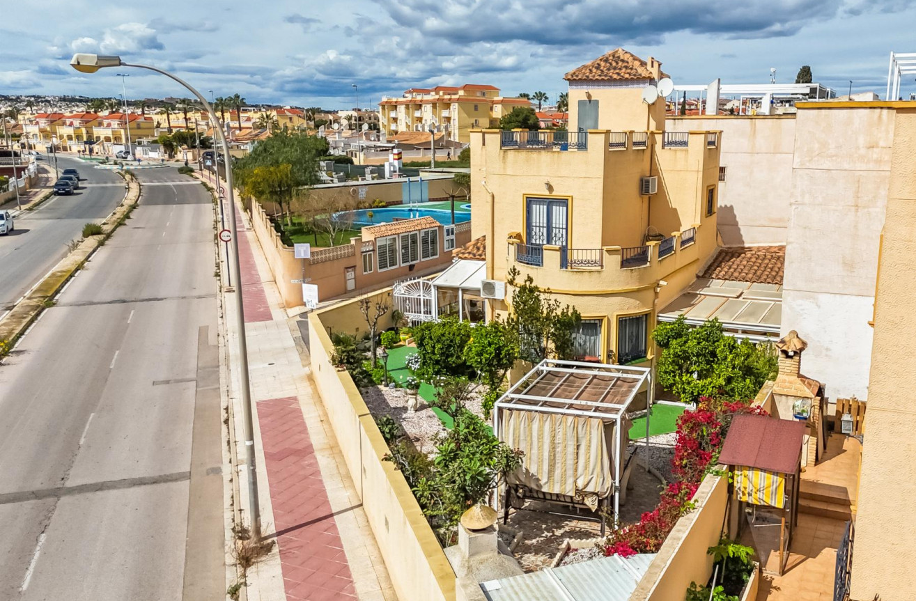 Odsprzedaż - Villa - Orihuela Costa - Costa Blanca