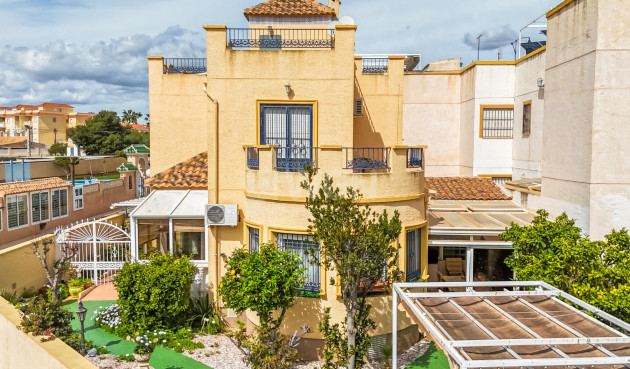 Odsprzedaż - Villa - Orihuela Costa - Costa Blanca