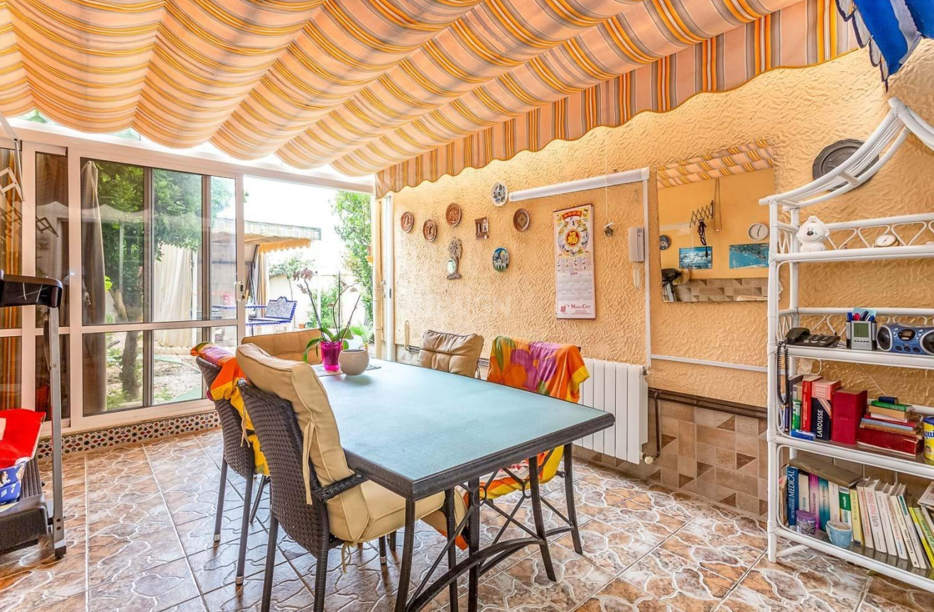 Odsprzedaż - Villa - Orihuela Costa - Costa Blanca