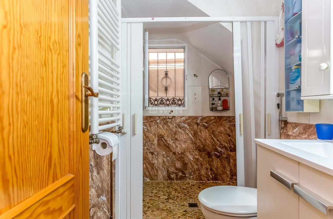 Odsprzedaż - Villa - Orihuela Costa - Costa Blanca