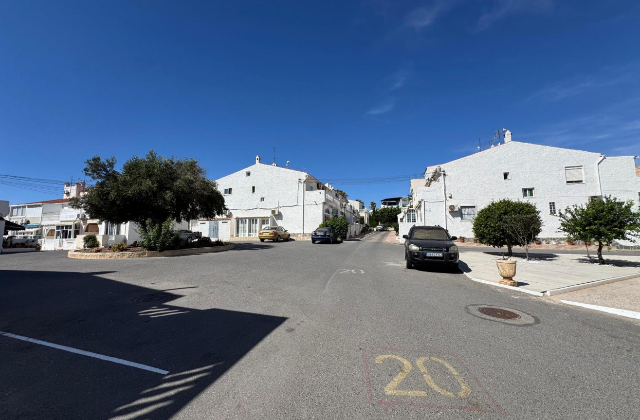 Resale - Duplex - La Mata - Costa Blanca