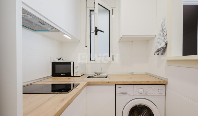 Resale - Apartment / flat - Torrevieja - Costa Blanca