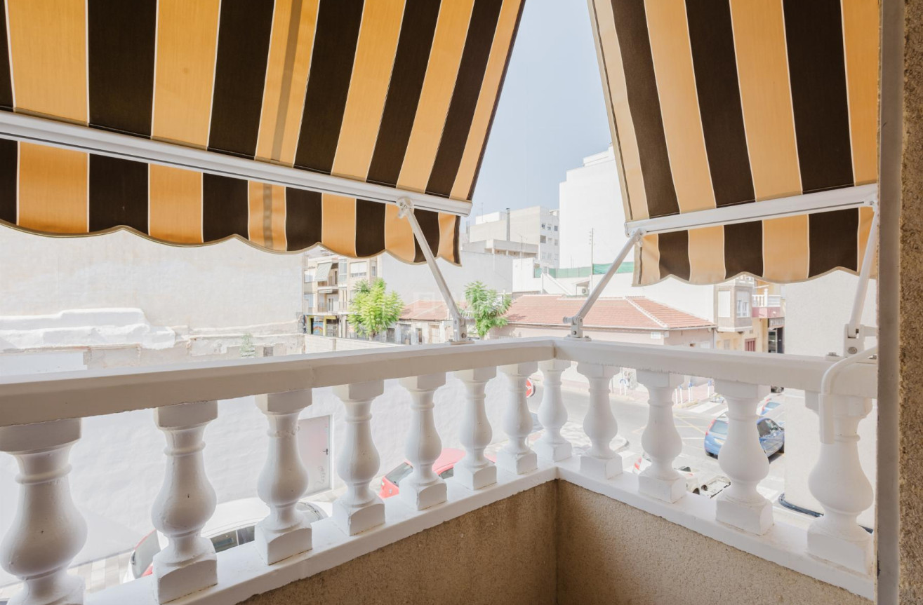 Resale - Apartment / flat - Torrevieja - Costa Blanca