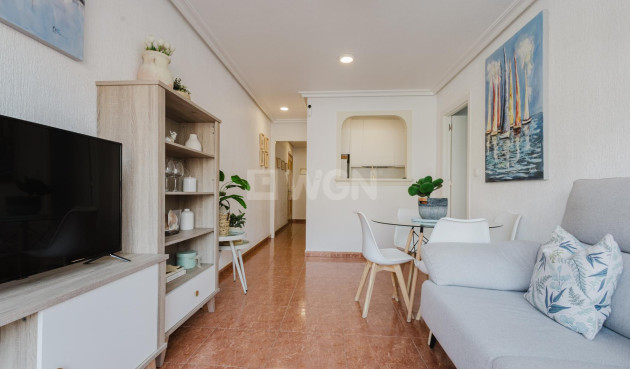 Resale - Apartment / flat - Torrevieja - Costa Blanca
