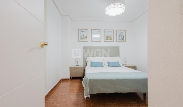 Resale - Apartment / flat - Torrevieja - Costa Blanca