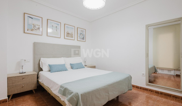 Resale - Apartment / flat - Torrevieja - Costa Blanca