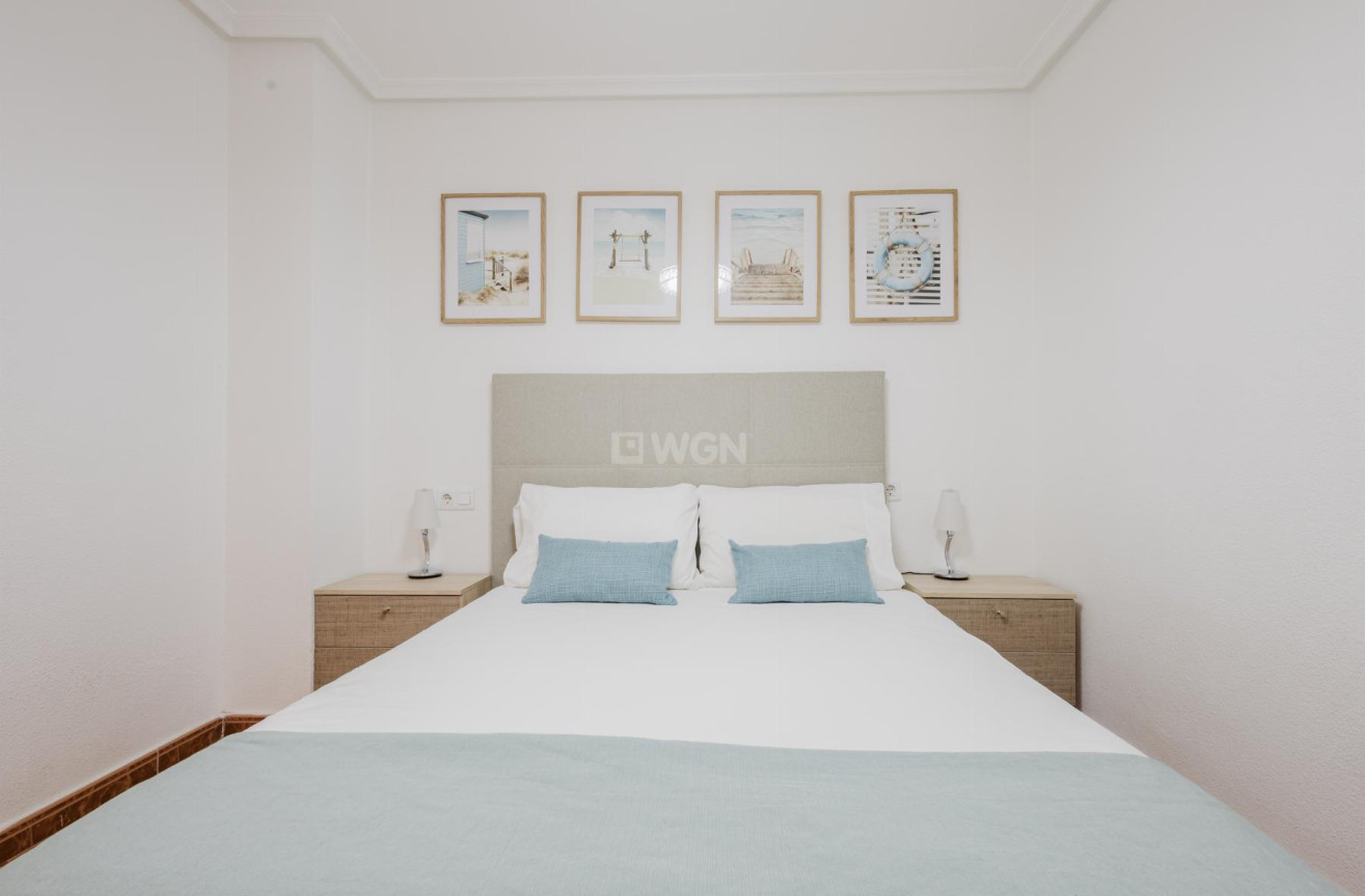 Resale - Apartment / flat - Torrevieja - Costa Blanca