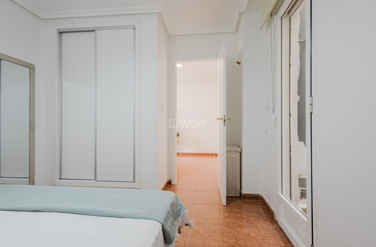 Resale - Apartment / flat - Torrevieja - Costa Blanca