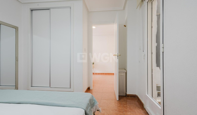 Resale - Apartment / flat - Torrevieja - Costa Blanca