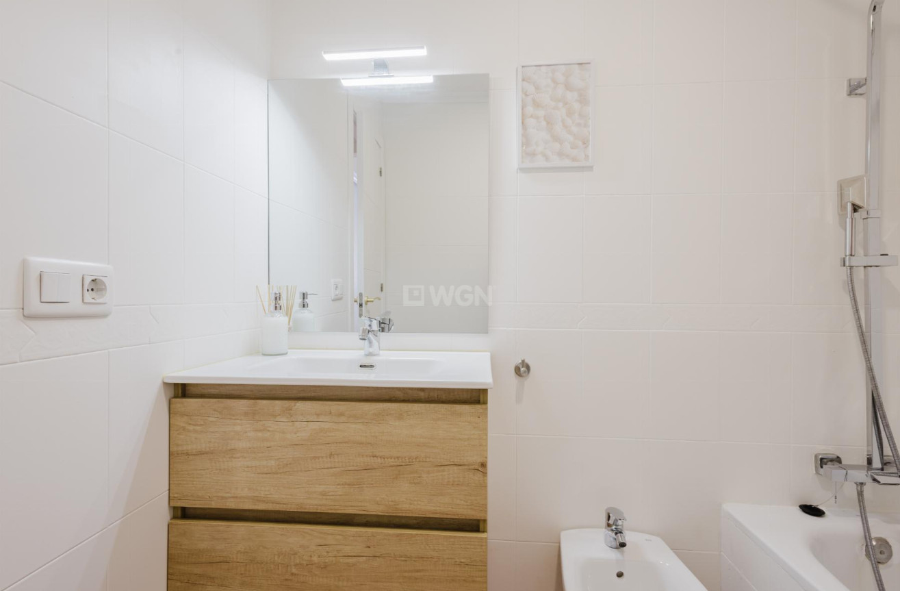 Resale - Apartment / flat - Torrevieja - Costa Blanca