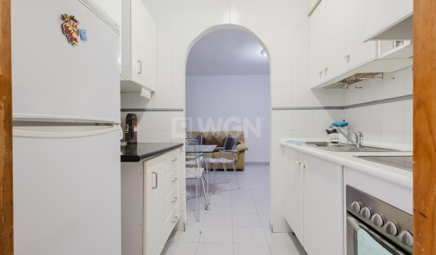 Resale - Apartment / flat - Torrevieja - Costa Blanca