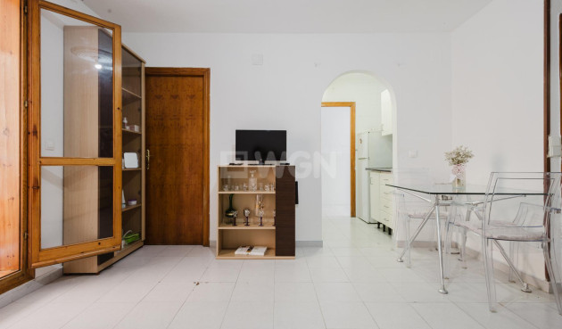 Resale - Apartment / flat - Torrevieja - Costa Blanca