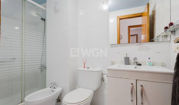 Resale - Apartment / flat - Torrevieja - Costa Blanca