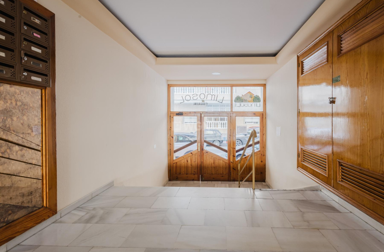 Resale - Apartment / flat - Torrevieja - Costa Blanca