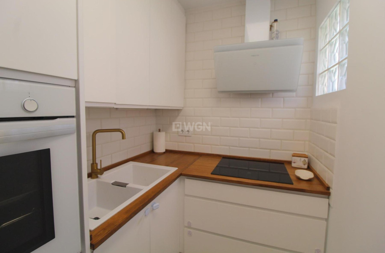 Resale - Apartment / flat - Torrevieja - Costa Blanca