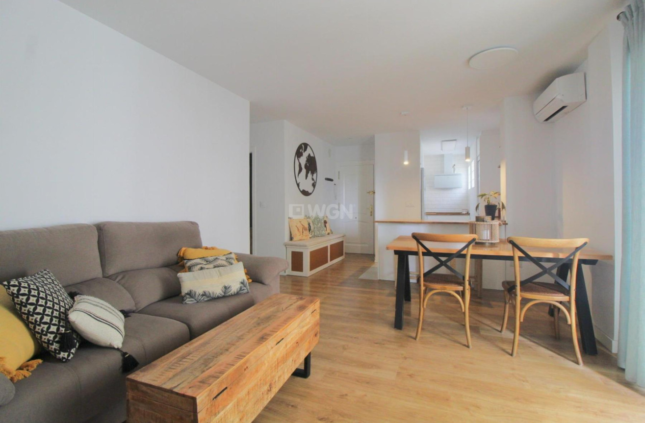 Resale - Apartment / flat - Torrevieja - Costa Blanca