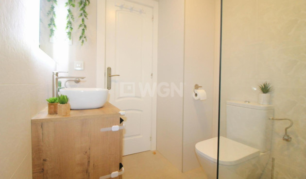 Resale - Apartment / flat - Torrevieja - Costa Blanca